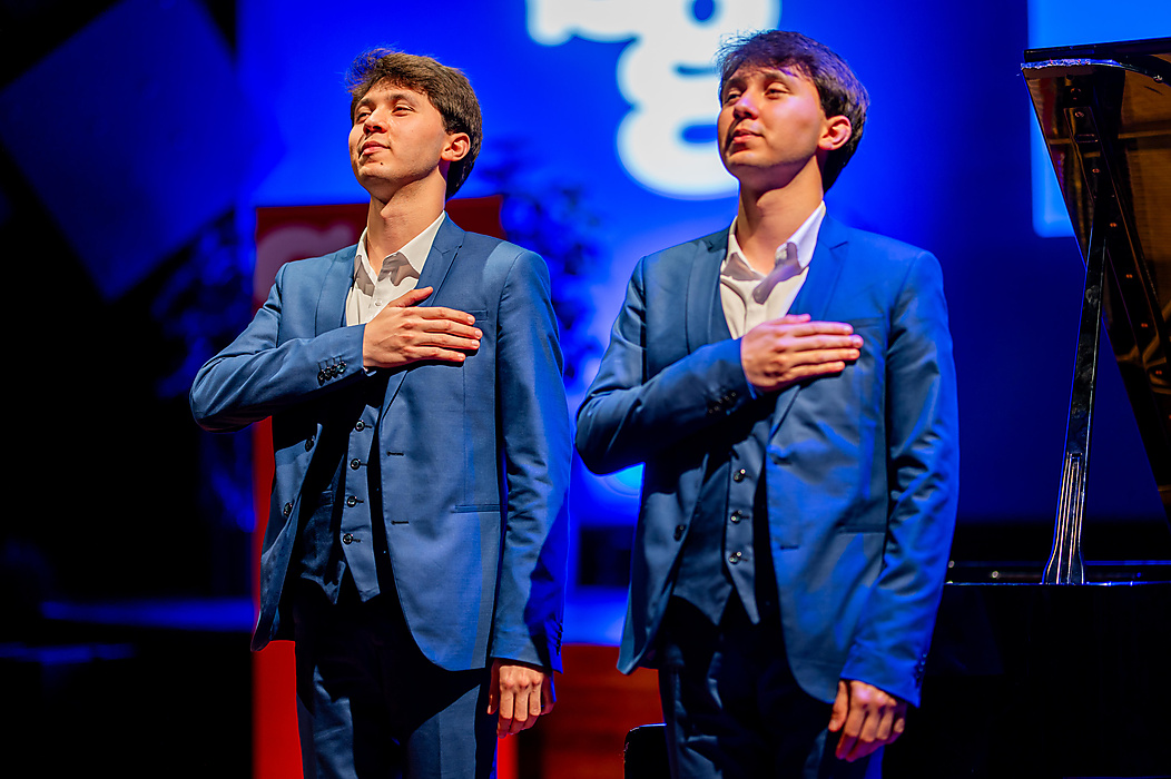 Photo Impression | The Ignatov Brothers Tickle the Ivories